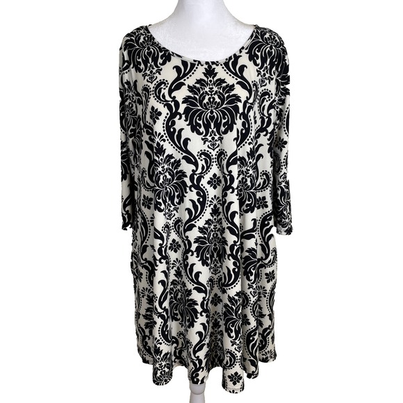 42 Pops Women's Shift Dress Size 1X Black Cream Damask Print Feminine Flowy Midi - Picture 1 of 6
